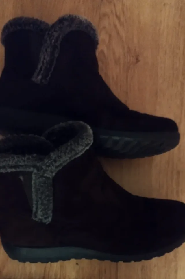 Botines marrones con forro de pelo