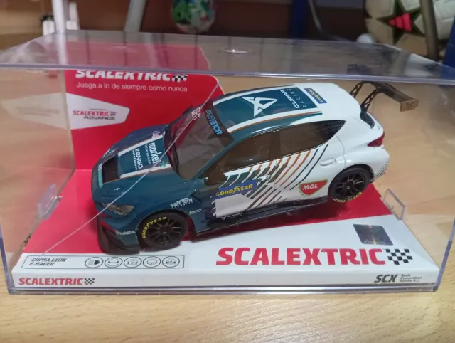 Scalextric Cupra Leon E-Racer