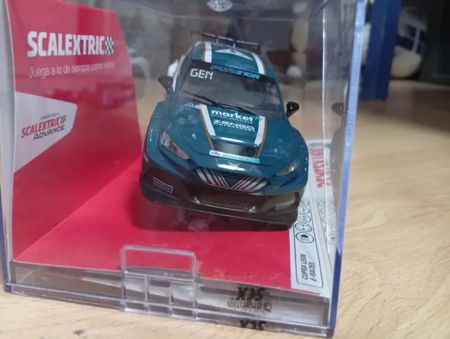 Scalextric Cupra Leon E-Racer