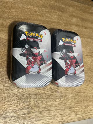 Pack 2 latas Pokémon Fulgor negro/ Llama Blanca