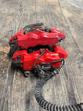 Pinzas Brembo 4 pistones Porsche Cayenne