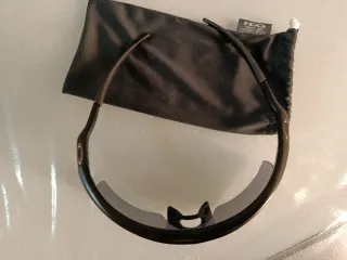 Occhiali da sole Oakley neri