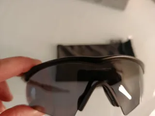 Occhiali da sole Oakley neri