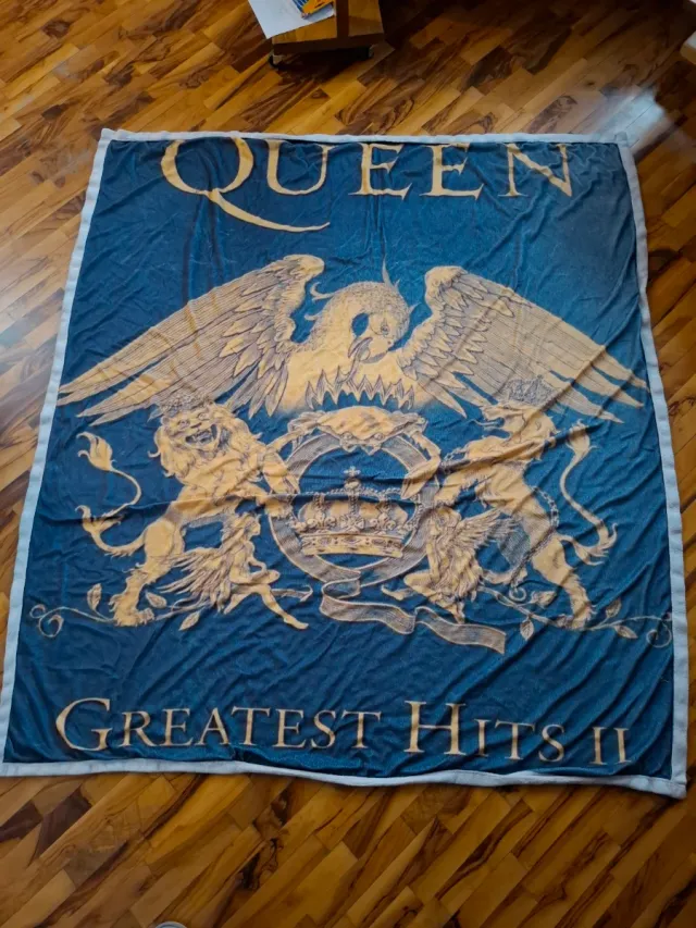 Coperta Queen Greatest Hits II vintage