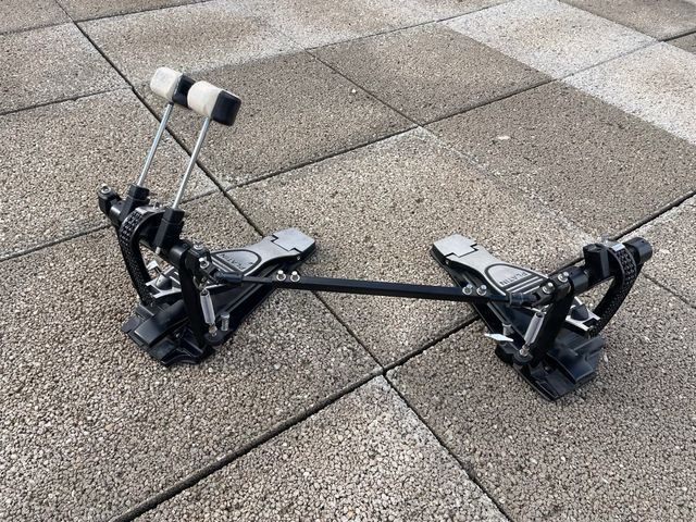 Pedal Doble Bombo Platin