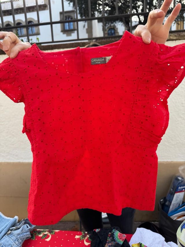 Camiseta roja Canada House talla 12