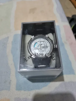 Reloj EVEMON CROIS Digital