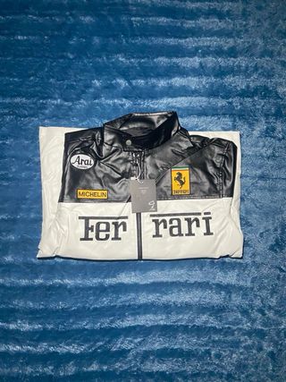 Chaqueta Ferrari Negra y Blanca