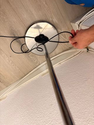 Lámpara de pie en perfecto estado