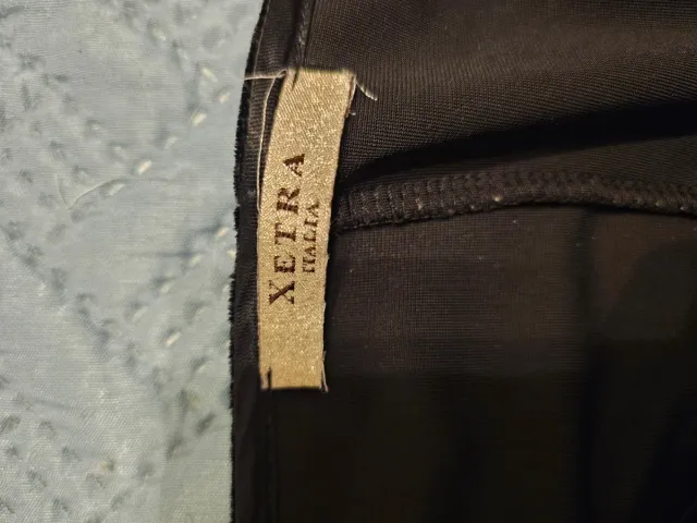 Minidress in velluto nero