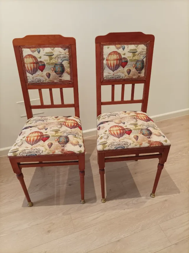 2 Sillas de madera restauradas