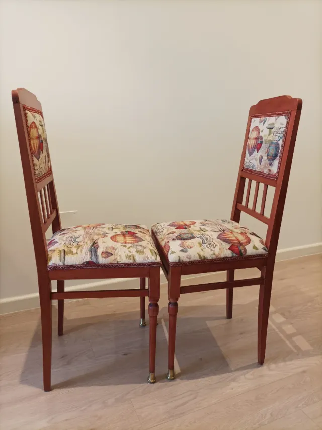 2 Sillas de madera restauradas