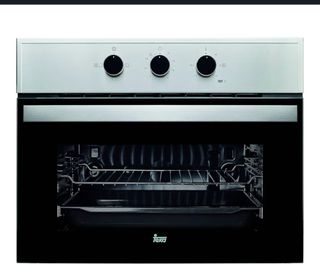 Horno Teka HBC 535 SS Su estado es nuevo.