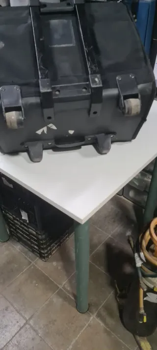 Maleta de herramientas Stanley con ruedas