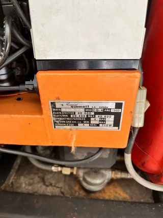 Caldera gasolio con serbatoio