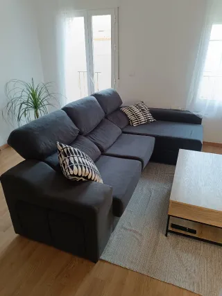 Sofá chaise longue gris tela