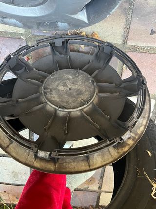 Tapacubos Mercedes-Benz