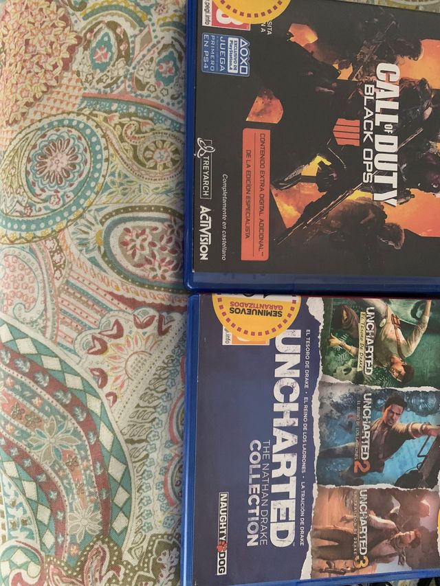 PS4 500GB + 2 Mandos + 2 Juegos