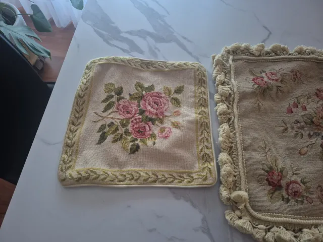 Cojines florales vintage