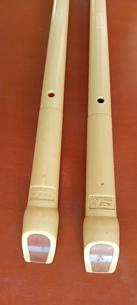 2 Flautas dulces, 1 Hohner