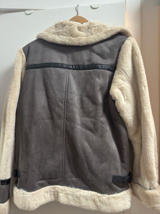Chaqueta aviador beige y gris