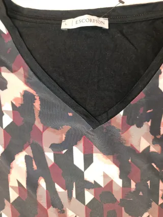 Camiseta Escorpión Talla L Estampado Geométrico