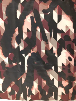 Camiseta Escorpión Talla L Estampado Geométrico