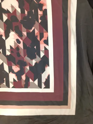 Camiseta Escorpión Talla L Estampado Geométrico