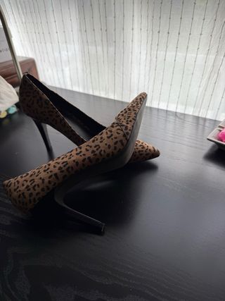 Zapatos Pull&Bear leopardo sin estrenar