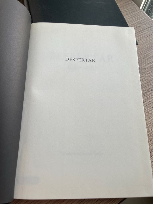 crónicas vampíricas: - Despertar/Conflicto/Furia