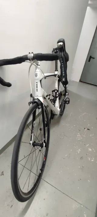 Bicicleta de carretera Trek Domane 4.7 Ultrega