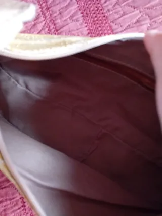 Bolso de fiesta dorado y plateado