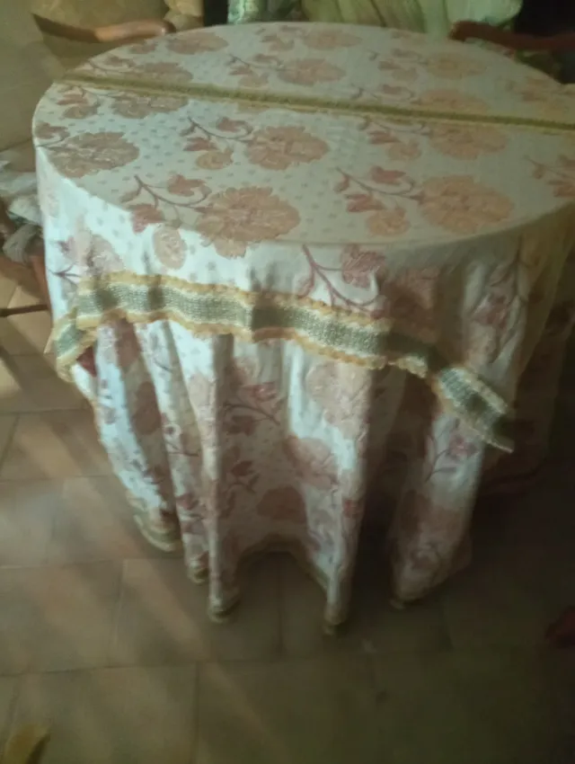 Mesa camilla 80 cm tela y cristal