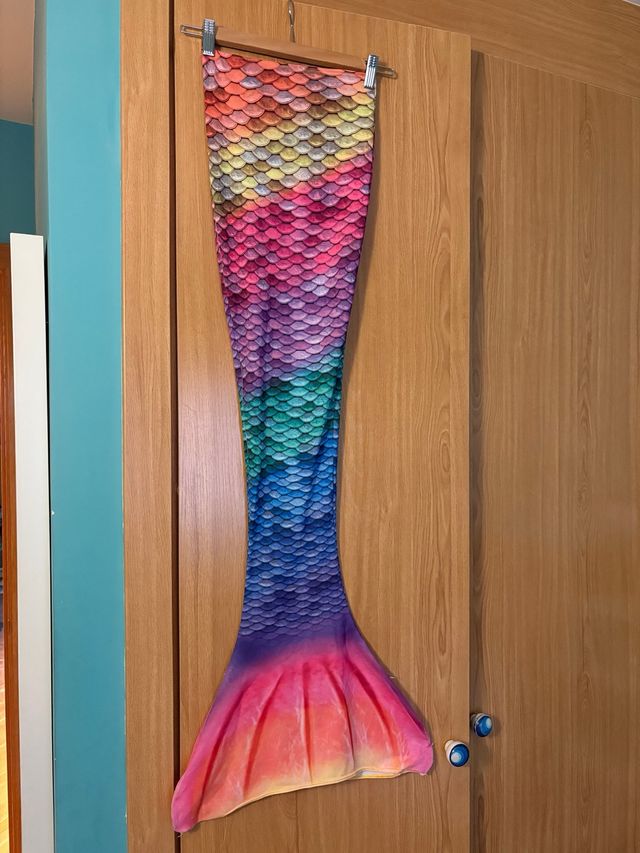 Cola de sirena arcoíris para niña Talla única