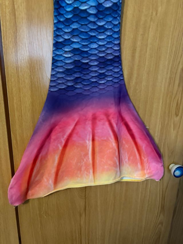 Cola de sirena arcoíris para niña Talla única