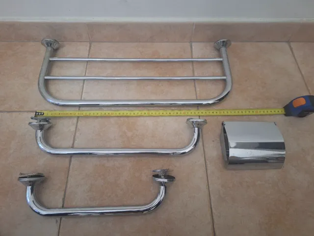 Estante toallas, toallero, asidero y portarollos