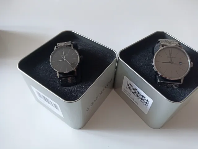 Lote 2 relojes Gigandet. Hombre, mujer