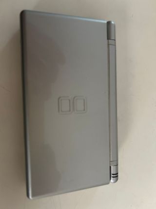 Nintendo DS Lite Plata + Juegos