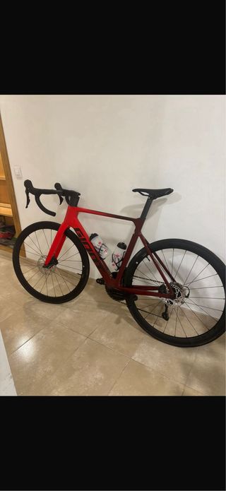 Bici Carretera Giant Carbono Roja