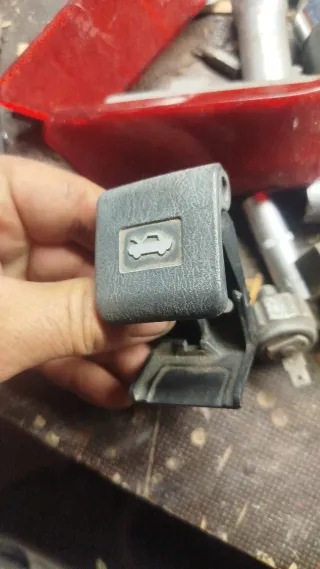 Tirador Capot Celica mk5