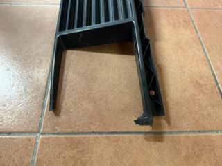 Rejilla Delantera Mercedes MB 100