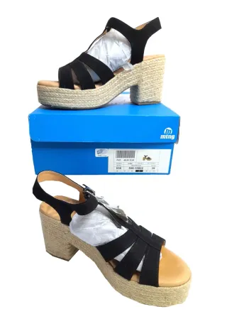 Sandalias - Marca Mustang