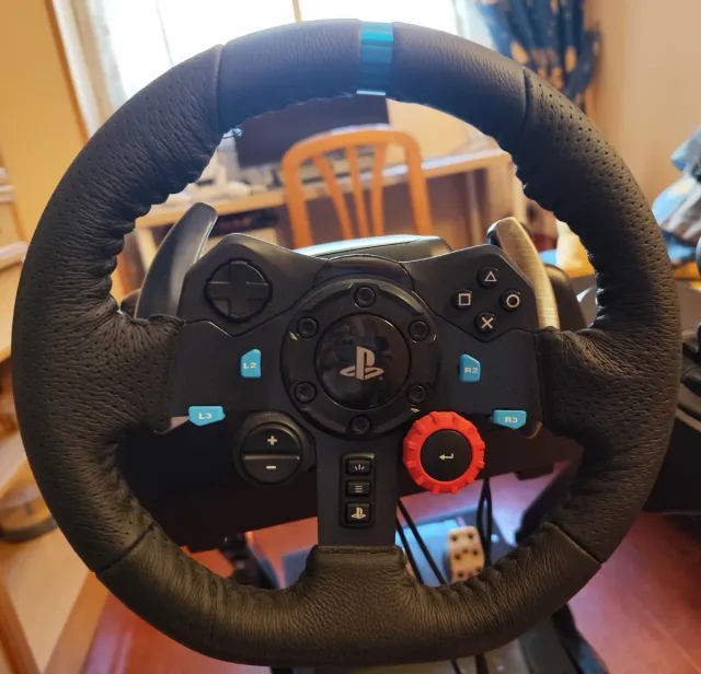 Volante Logitech PS4 y PS5.