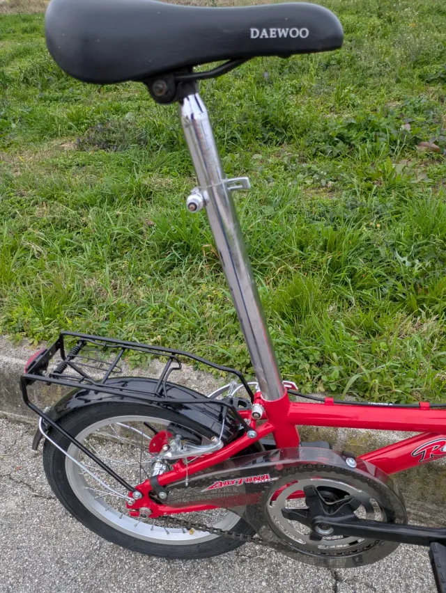 Bici pieghevole Reactor rossa