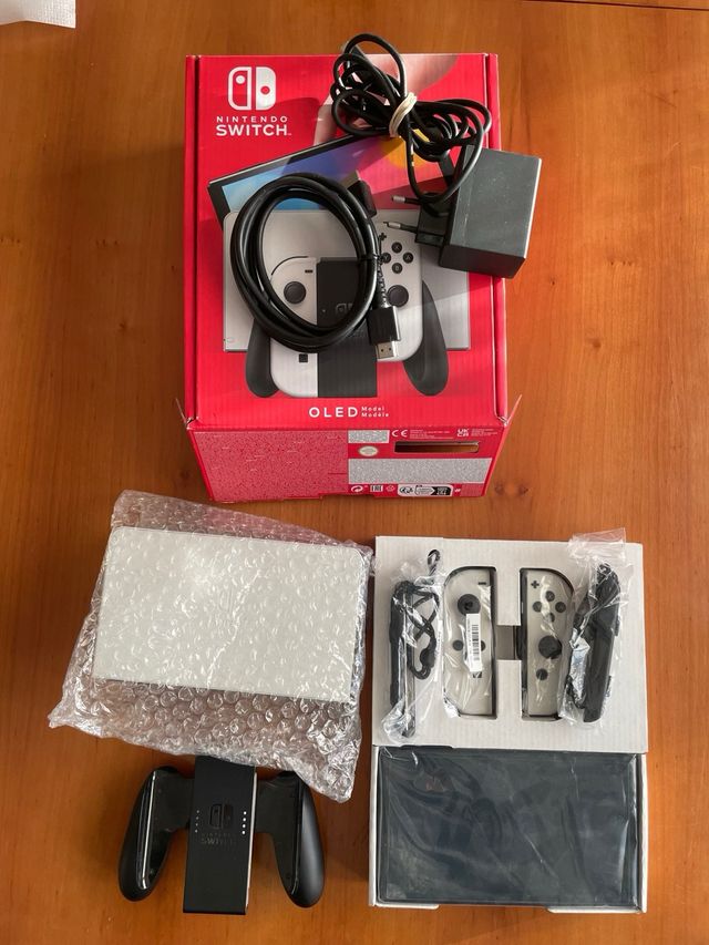 Nintendo Switch OLED + Accesorios