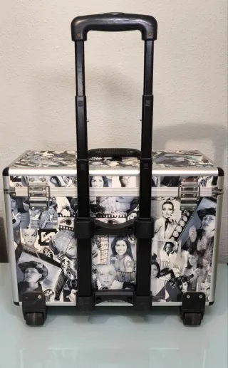 Maletín maquillaje collage