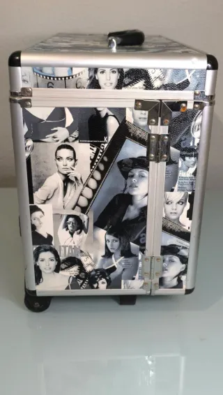 Maletín maquillaje collage