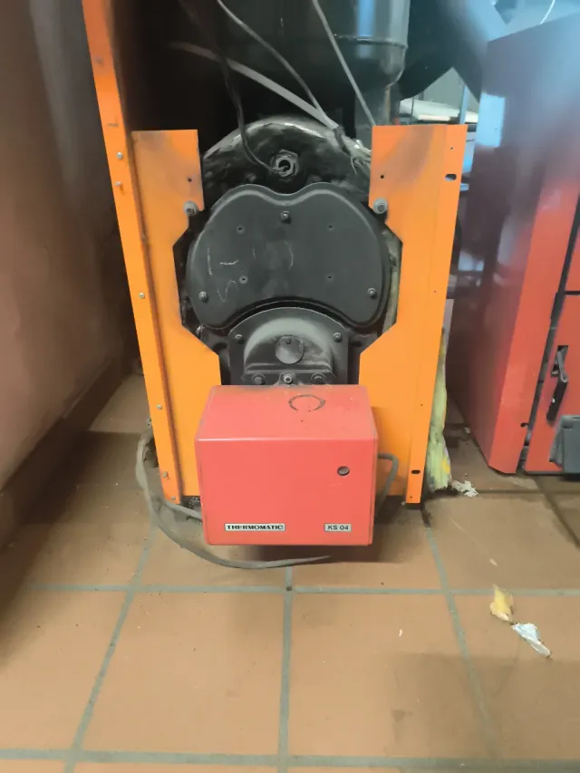 Quemador gasoil THERMOMATIC con depósito.....