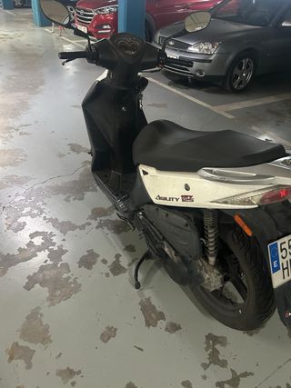 Moto Kymco Agility 125