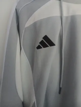 Chándal Real Madrid Adidas Gris y Blanco original